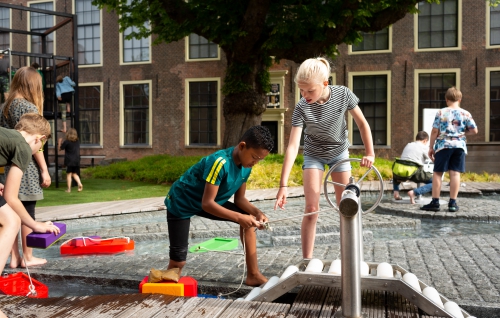 Waterland - Rijksmuseum Boerhaave door Fred Ernst